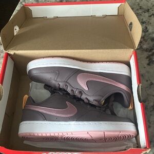 Nike Court Borough low 2 (GS)